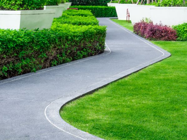 Cost of Walkway Curb Installation in Broken Arrow