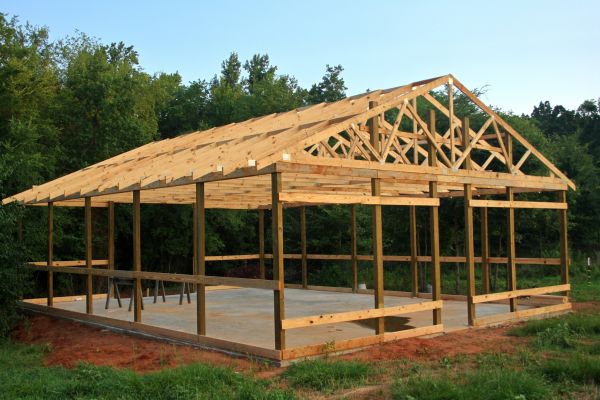 Barn Pad Installation in Broken Arrow