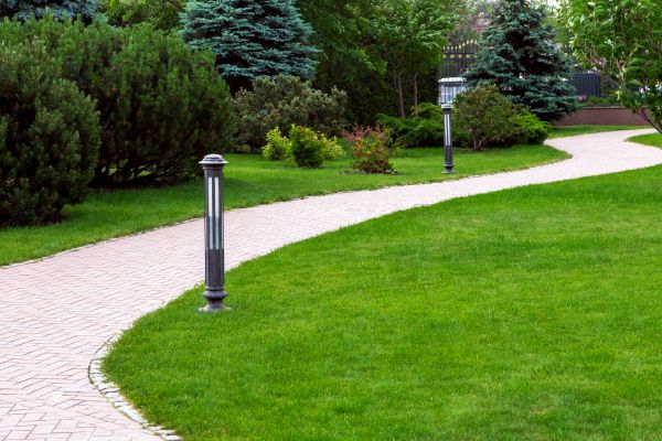 Cost of Backyard Sidewalk Installation in Broken Arrow