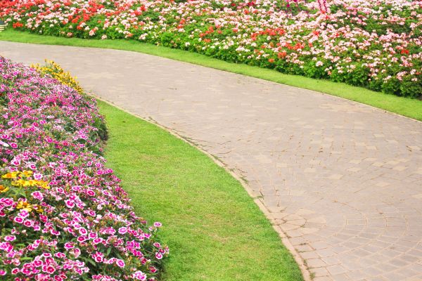 Cost of Concrete Walkway Service in Broken Arrow